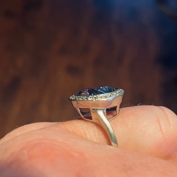 ALEXANDRITE IN WHITE GOLD. 3.25 CT - Picture 3 of 5